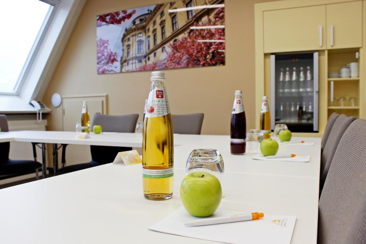 Hotel Wittelsbacher Hoeh Вюрцбург Екстериор снимка