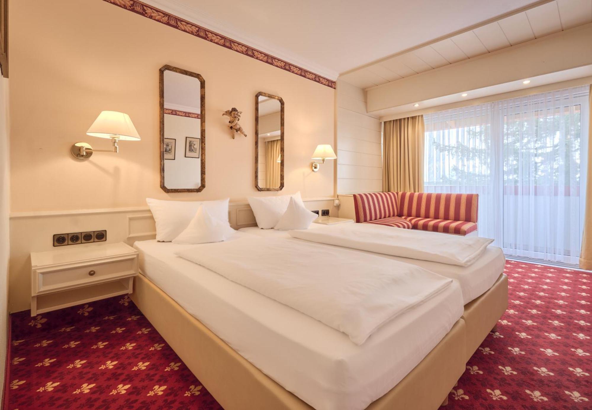 Hotel Wittelsbacher Hoeh Вюрцбург Екстериор снимка