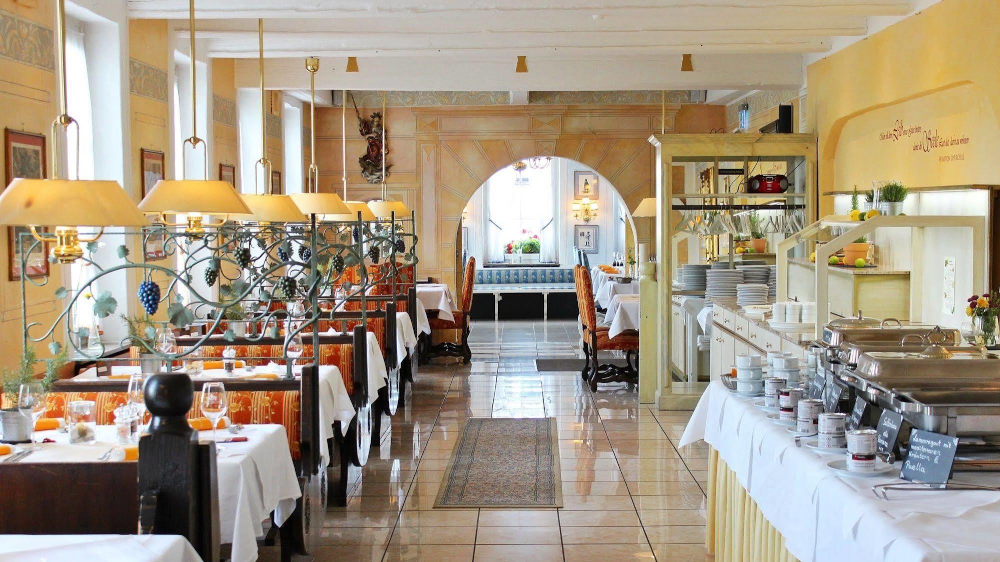 Hotel Wittelsbacher Hoeh Вюрцбург Екстериор снимка