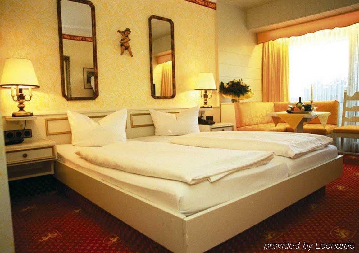 Hotel Wittelsbacher Hoeh Вюрцбург Екстериор снимка